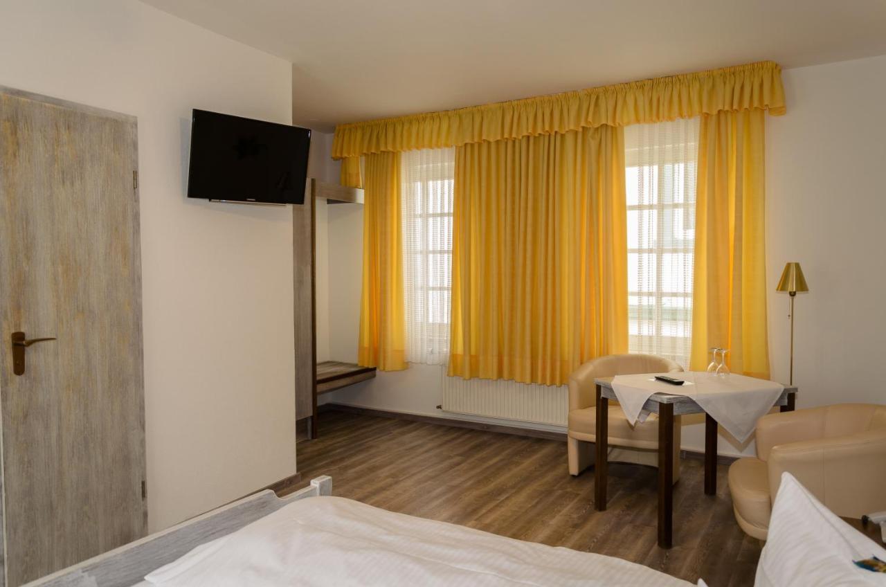 Hotel Rheingraf Камп-Борнхофен Экстерьер фото